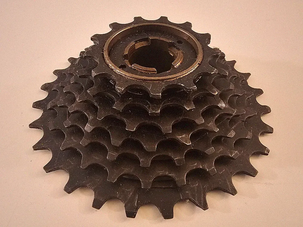 A Suntour AP 7 Speed Freewheel...Bike...Bicycle...13 - 28 Teeth