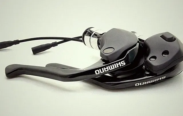 Shimano Ultegra Di2 ST-R8060 TT/Triathlon 2x11-speed Dual Control Lever Set, NIB
